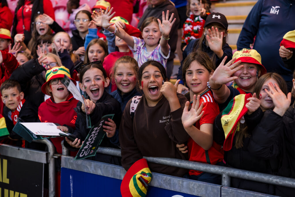 Cymru fans during the UEFA Women’s Euro 2025 qualifier League B match between Wales Women and Ukraine Women at Parc y Scarlets in Llanelli on the 31st of May 2024. (Pic by John Smith/FAW)
